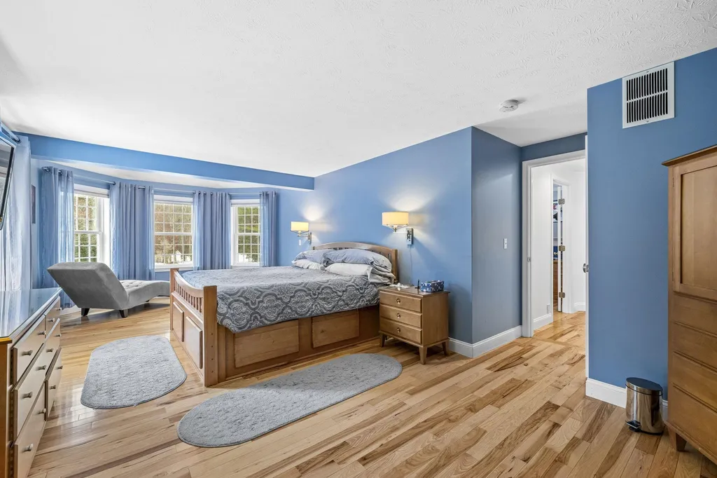 11 Carlisle Drive Litchfield NH 03052