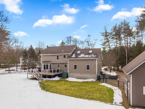 11 Carlisle Drive Litchfield NH 03052
