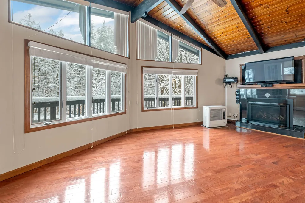 19 Upland Drive Gilford NH 03249