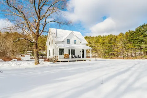 252 Cross Road Manchester VT 05255