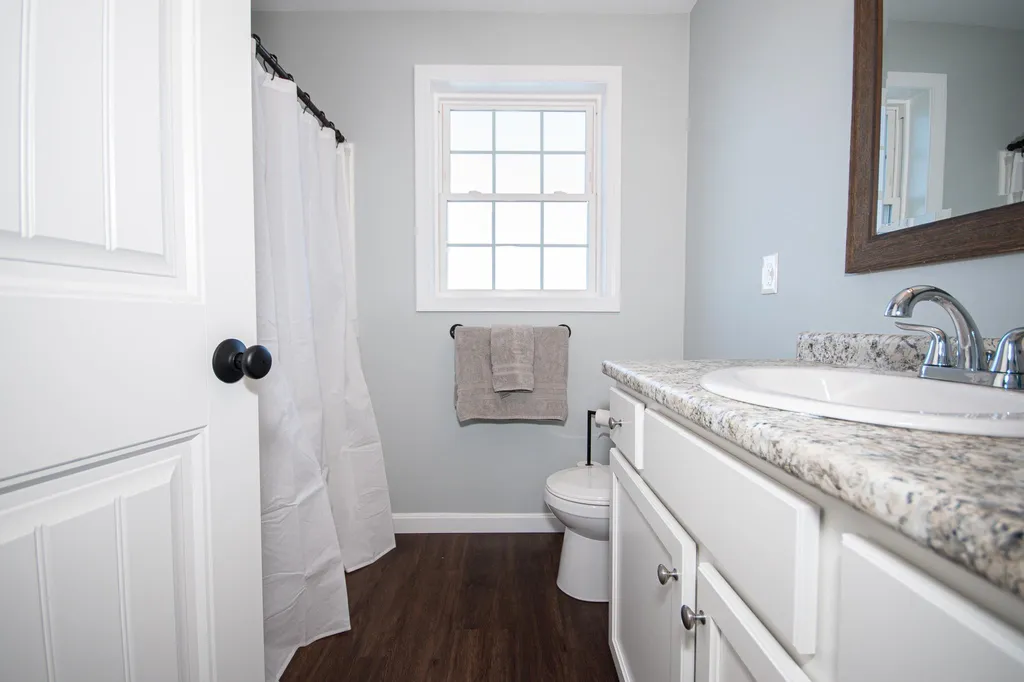 107 Richards Way Farmington NH 03835