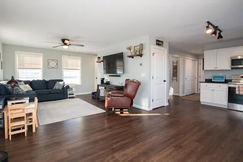 107 Richards Way Farmington NH 03835