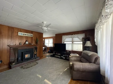 46 Chase Street Claremont NH 03743