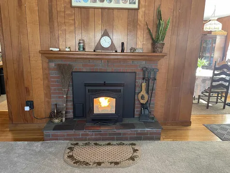46 Chase Street Claremont NH 03743