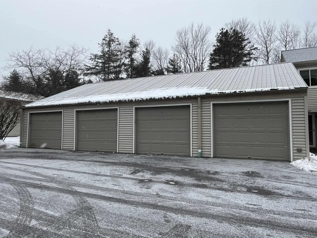291 Locust Hill Shelburne VT 05482