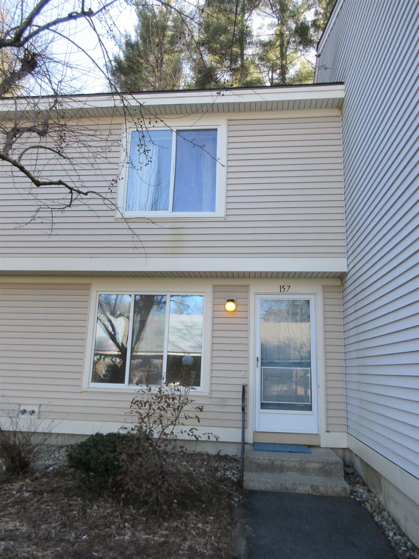 157 Morningside Commons Brattleboro VT 05301