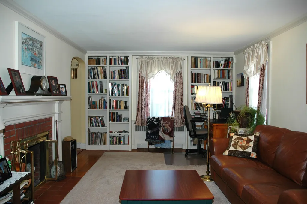 925 Belmont Street Manchester NH 03104