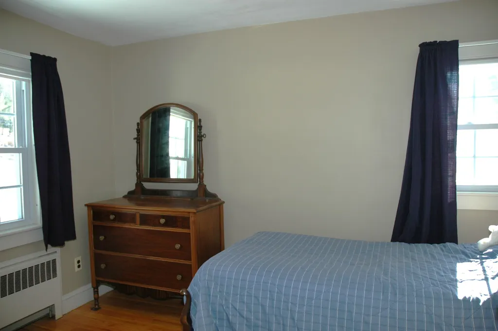 925 Belmont Street Manchester NH 03104