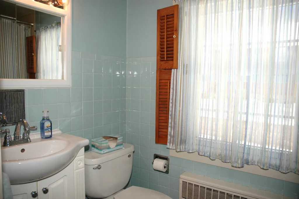 925 Belmont Street Manchester NH 03104