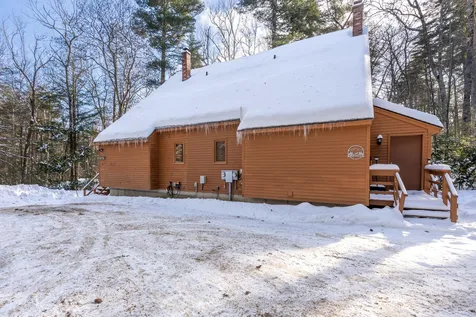 111 Suren Road Conway NH 03818