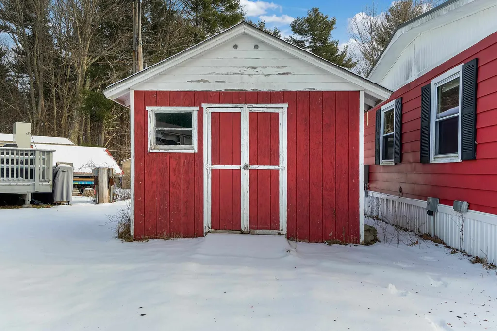 28 Caincrest Road York ME 03909