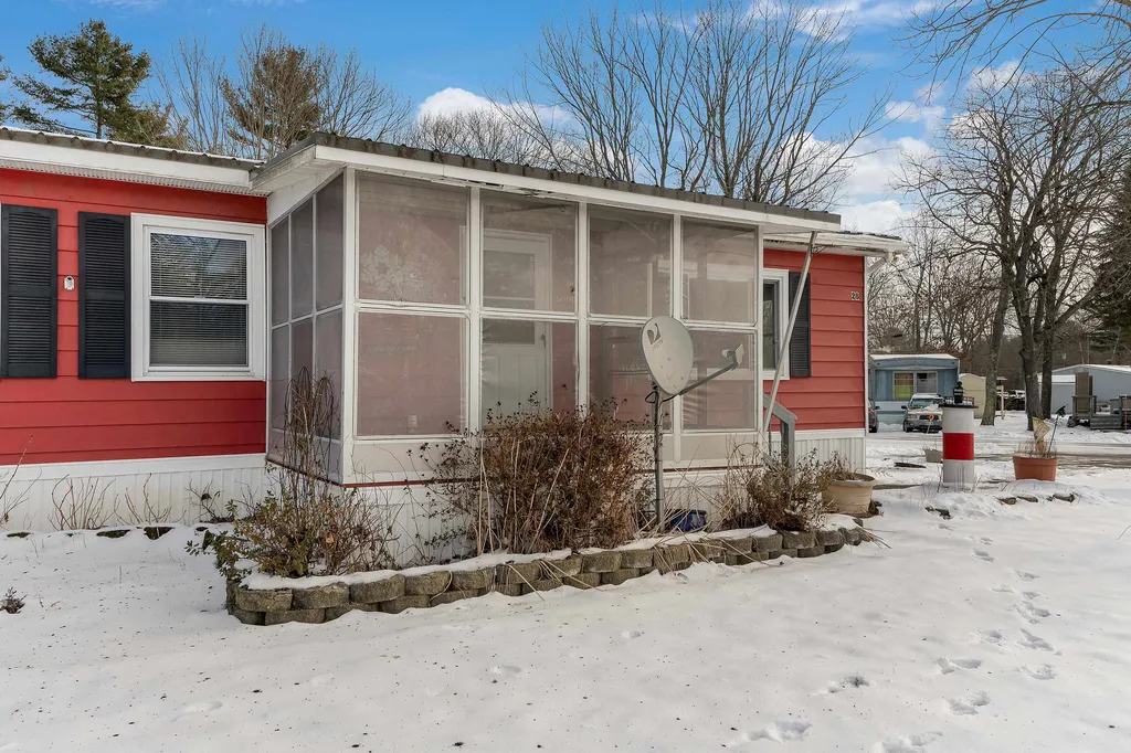 28 Caincrest Road York ME 03909
