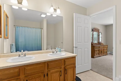 2 Cardinal Lane Essex Junction VT 05452