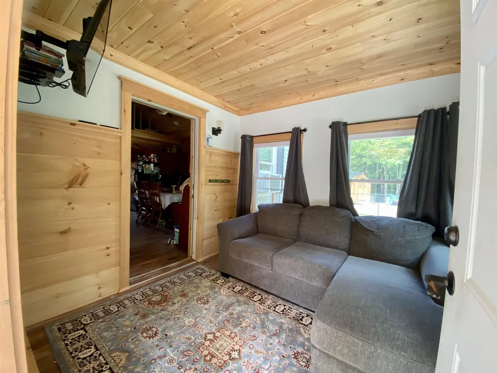 29 Colburn Road Colebrook NH 03576