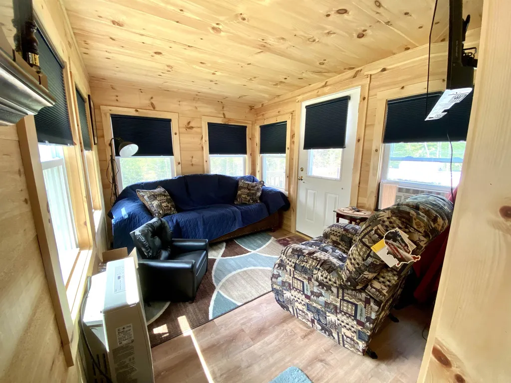 29 Colburn Road Colebrook NH 03576