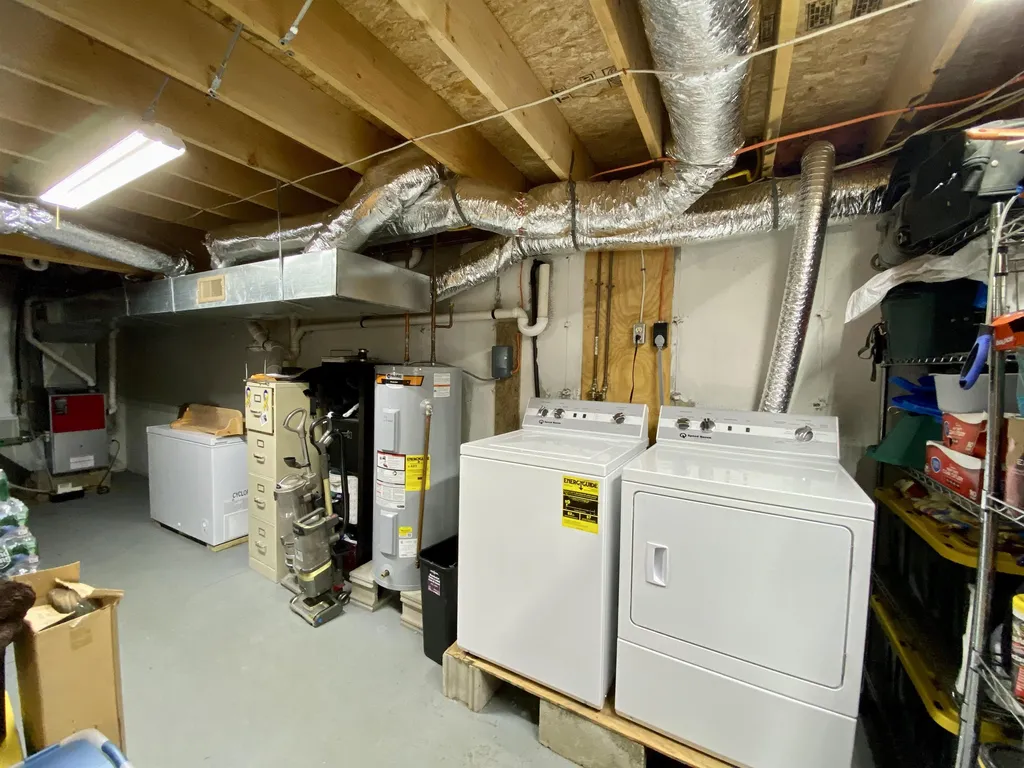 29 Colburn Road Colebrook NH 03576