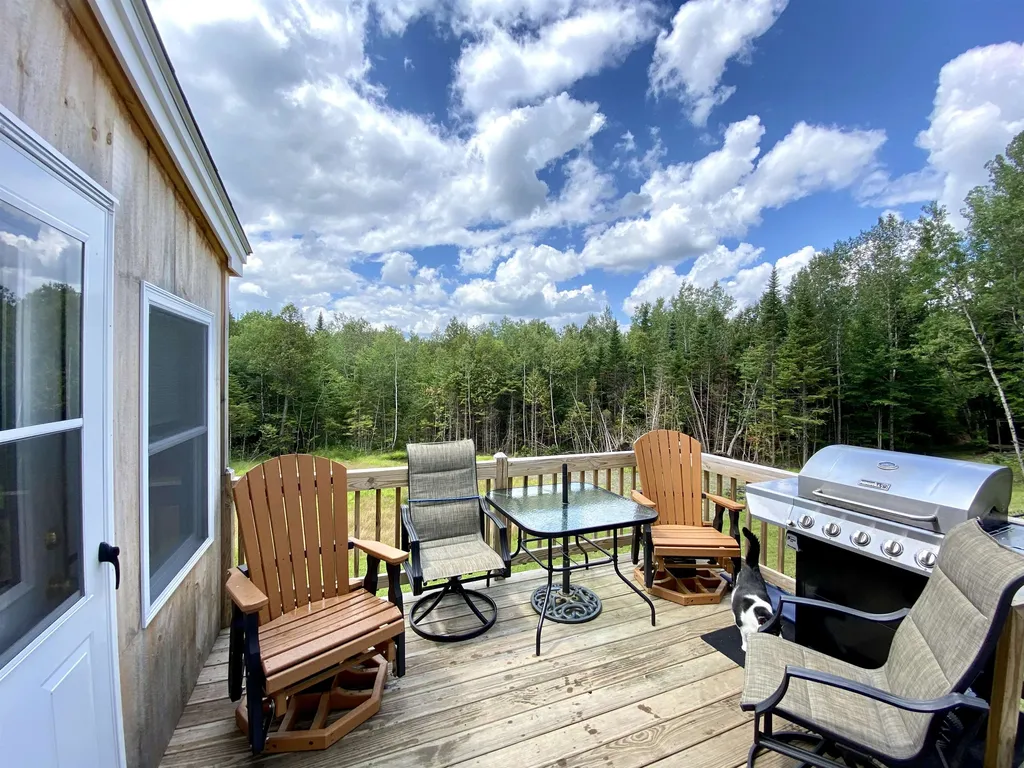 29 Colburn Road Colebrook NH 03576