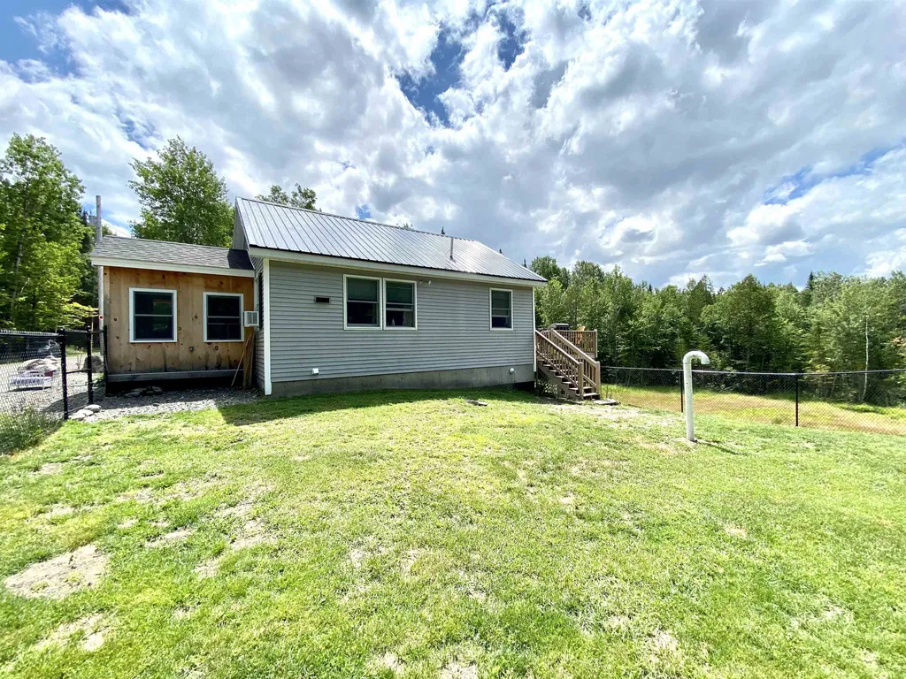 29 Colburn Road Colebrook NH 03576