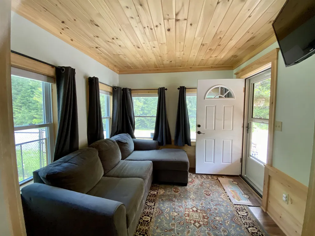 29 Colburn Road Colebrook NH 03576