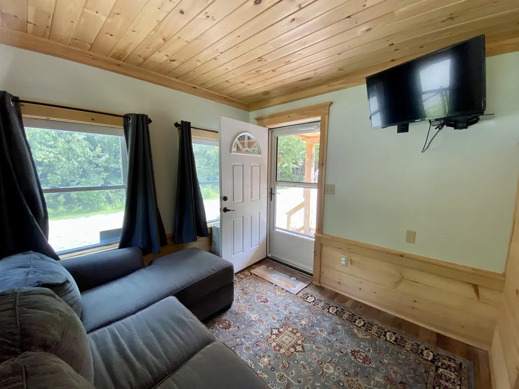 29 Colburn Road Colebrook NH 03576