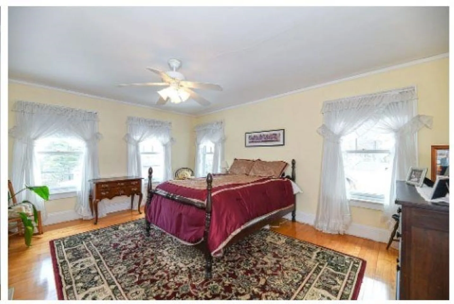 272 Pleasant Street Claremont NH 03743