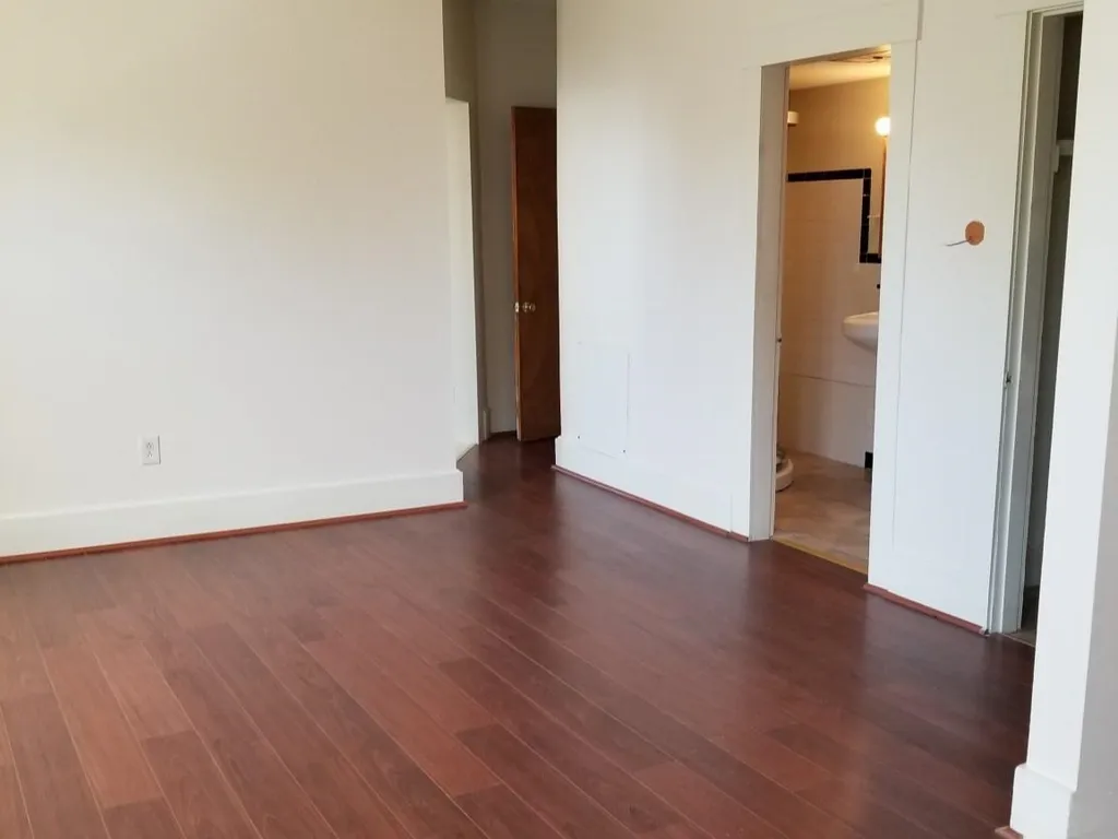 23 Elm Street Nashua NH 03060