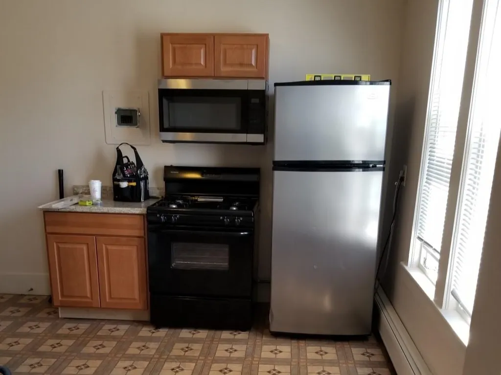23 Elm Street Nashua NH 03060