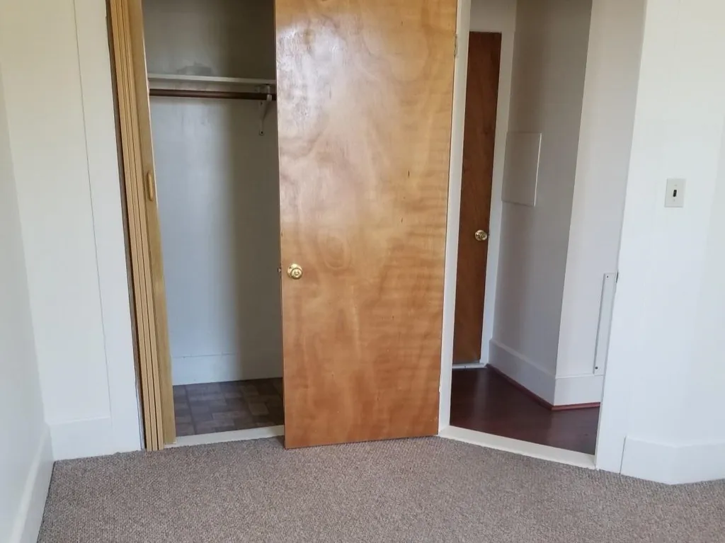 23 Elm Street Nashua NH 03060