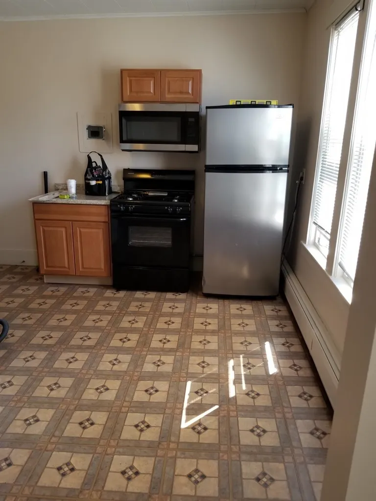23 Elm Street Nashua NH 03060