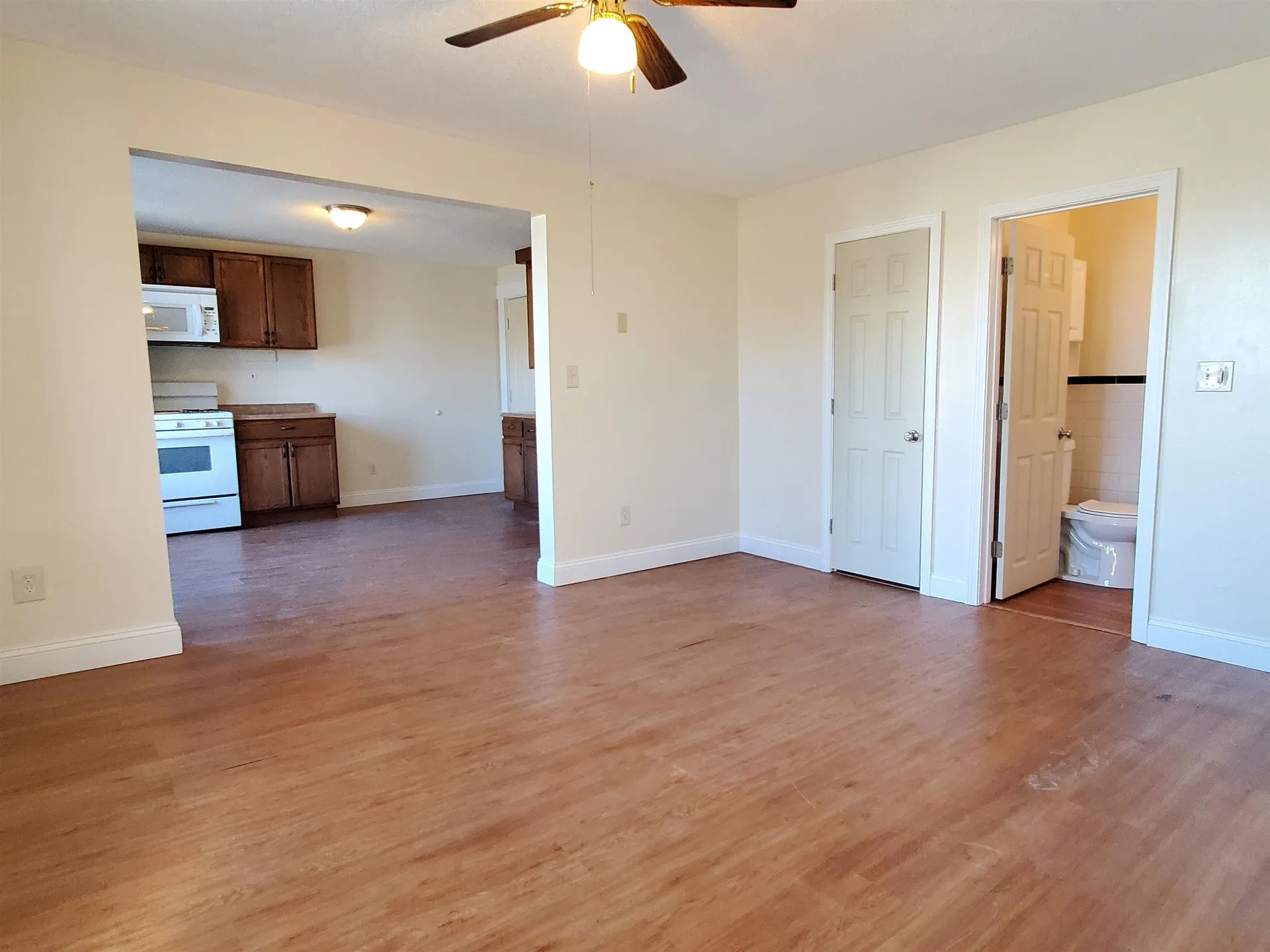 23 Elm Street Nashua NH 03060