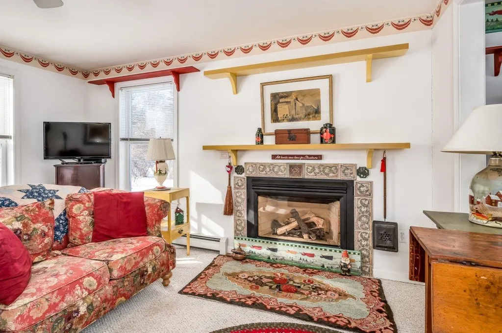 676 Salmon Falls Road Rochester NH 03868