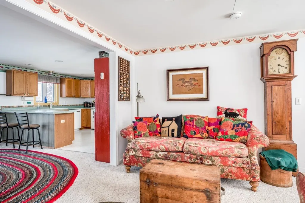 676 Salmon Falls Road Rochester NH 03868
