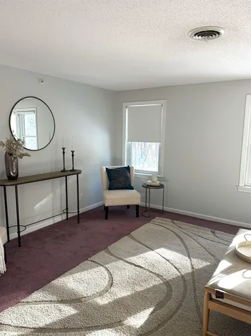 6 Mayfair Lane Nashua NH 03063