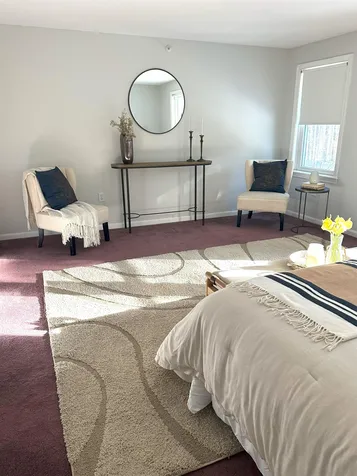 6 Mayfair Lane Nashua NH 03063