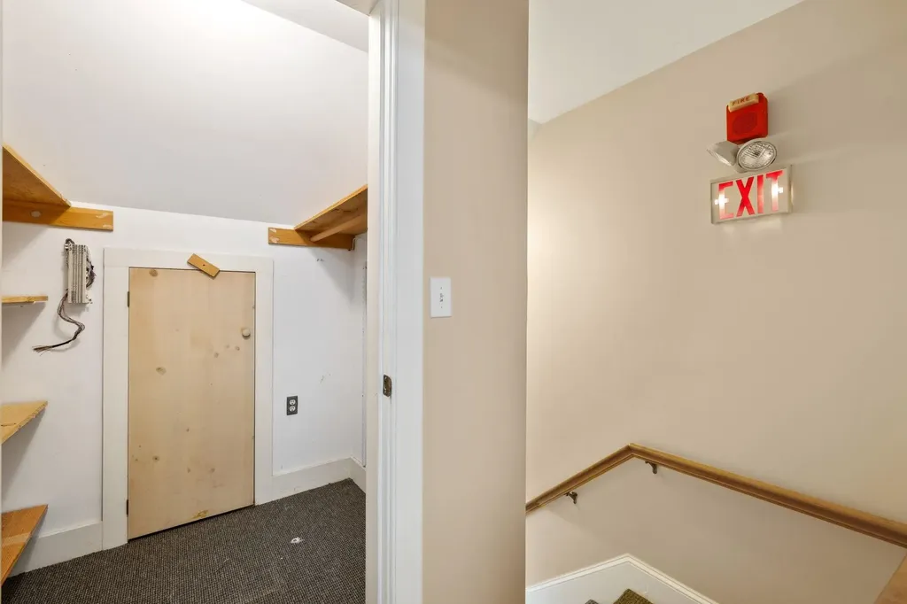 44 Newmarket Road Durham NH 03824