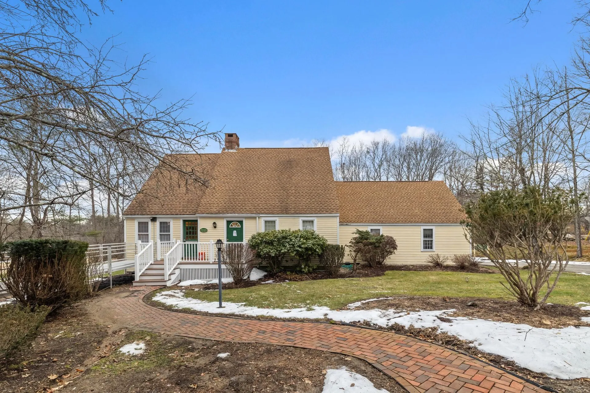 44 Newmarket Road Durham NH 03824