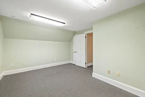 44 Newmarket Road Durham NH 03824