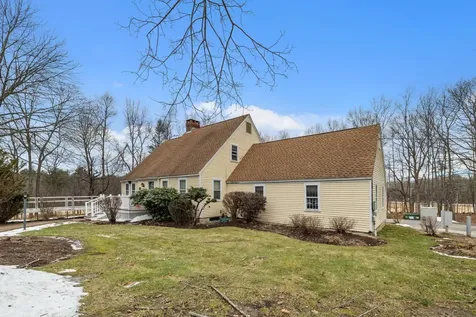 44 Newmarket Road Durham NH 03824