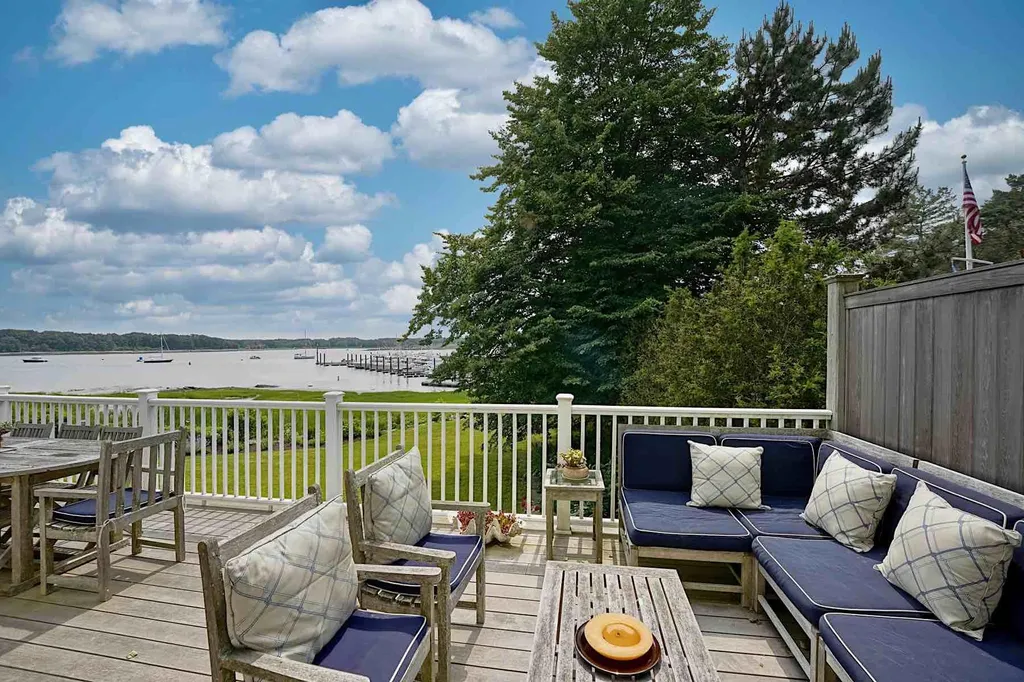 172 Little Harbor Road New Castle NH 03854