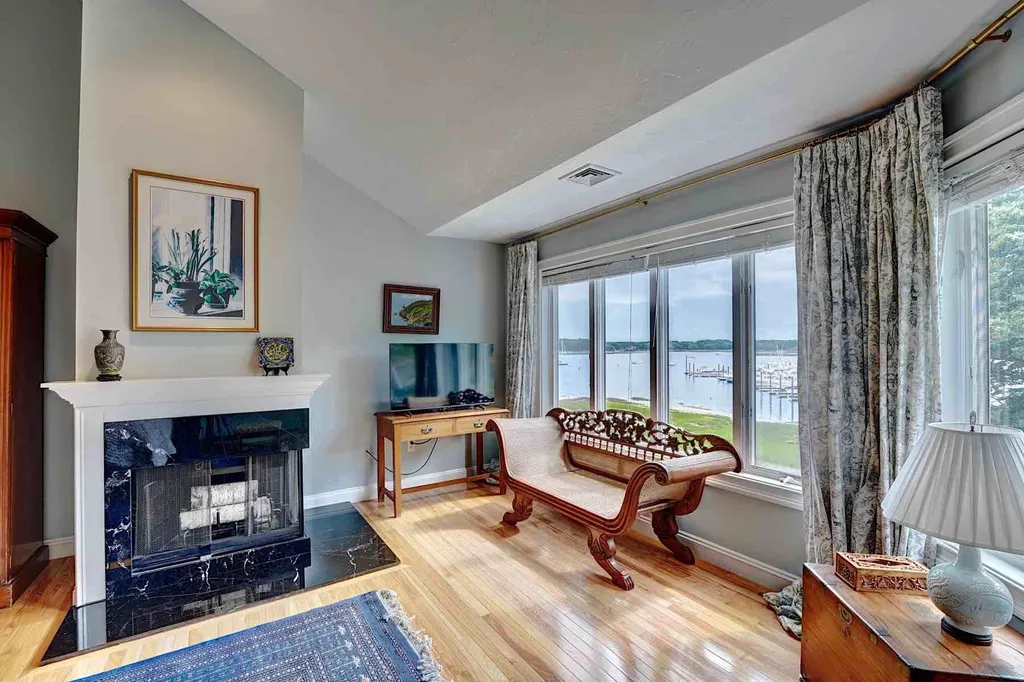 172 Little Harbor Road New Castle NH 03854