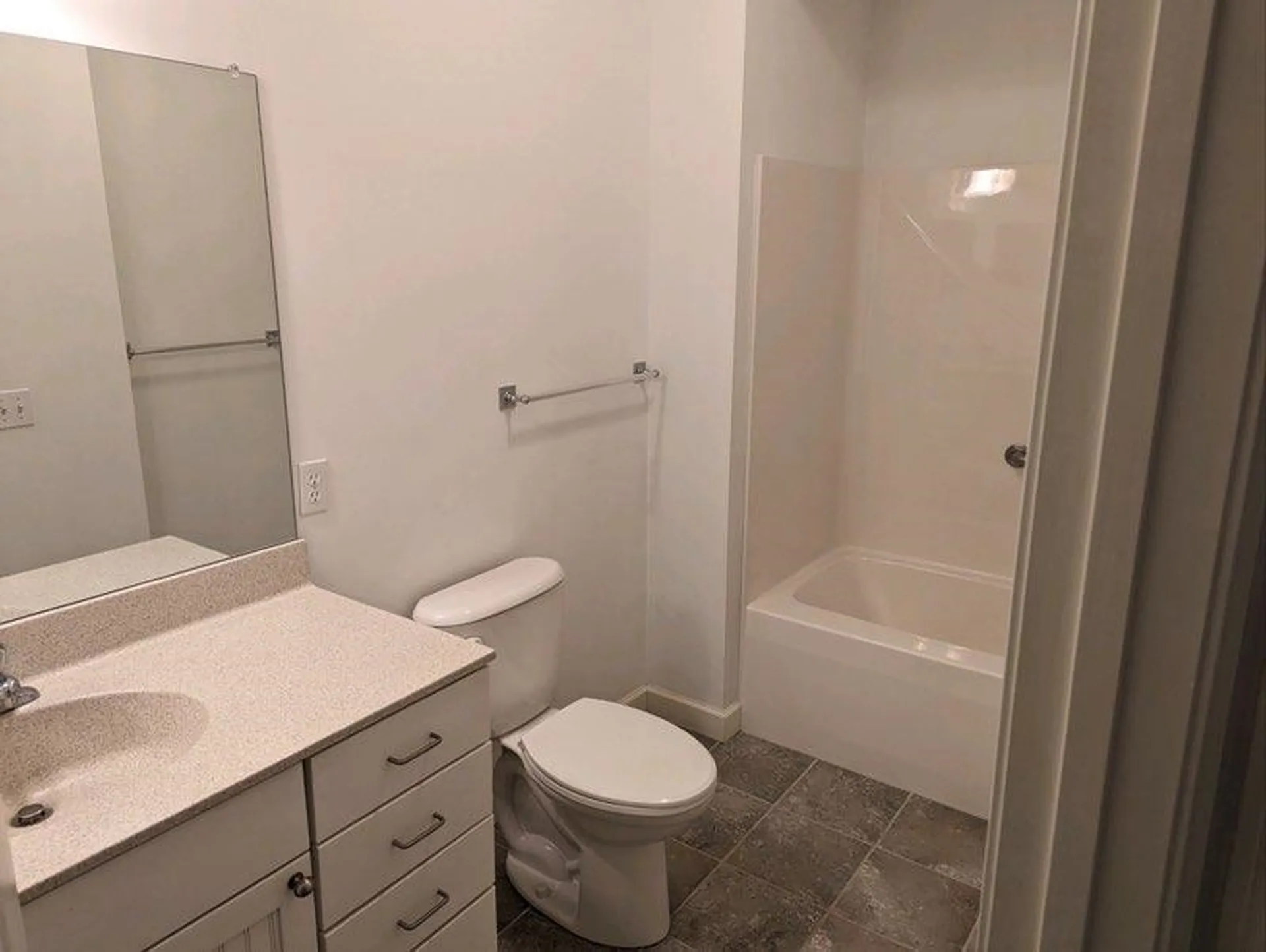 33 Naomis Way Colchester VT 05446
