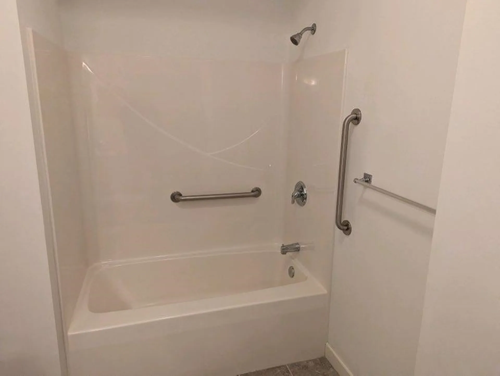 33 Naomis Way Colchester VT 05446
