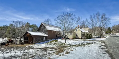 22 Old Chesterfield Road Winchester NH 03470