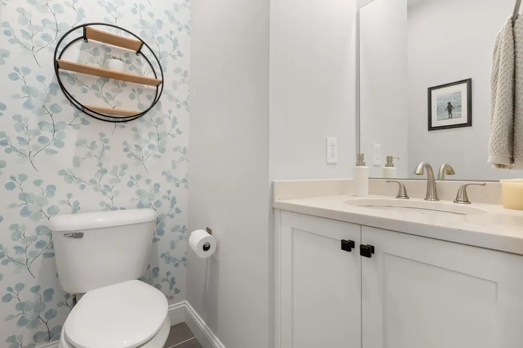 8 Hayden Drive Dover NH 03820