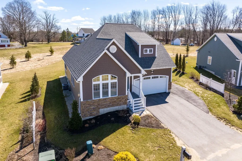 8 Hayden Drive Dover NH 03820