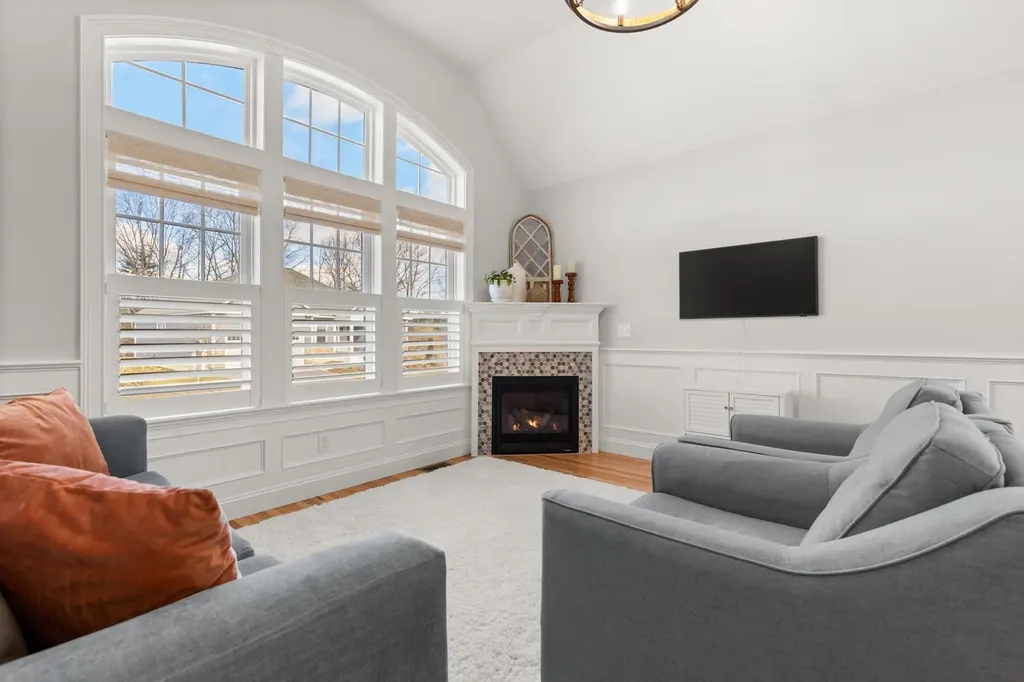 8 Hayden Drive Dover NH 03820