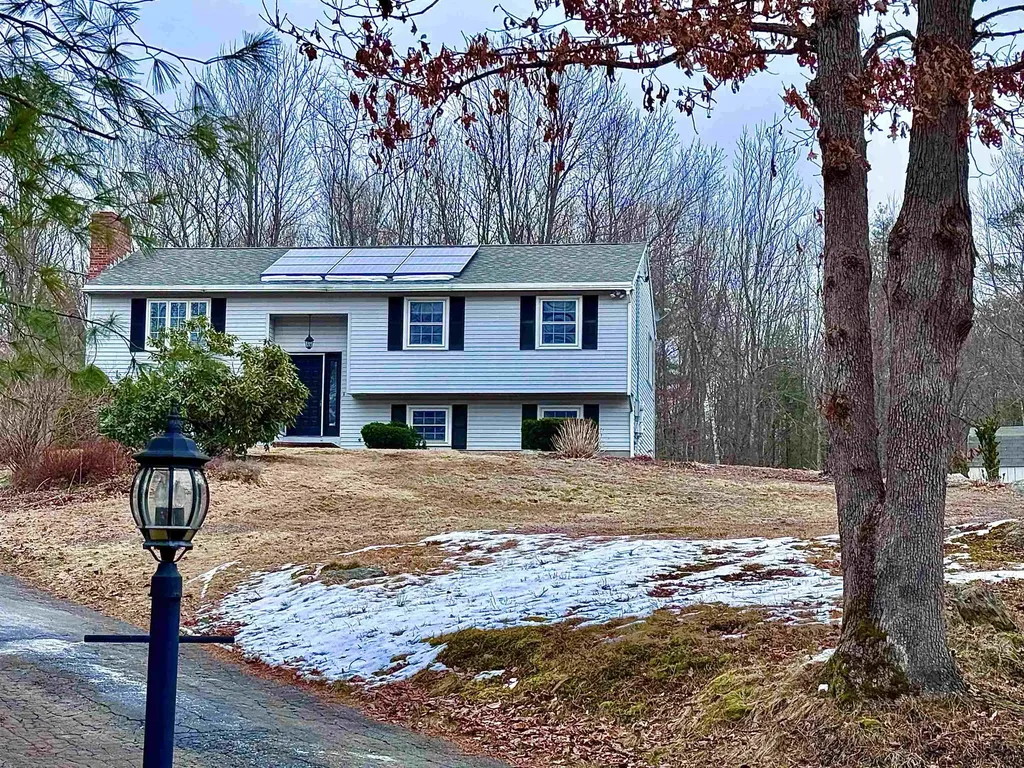 659 Chester Road Auburn NH 03032