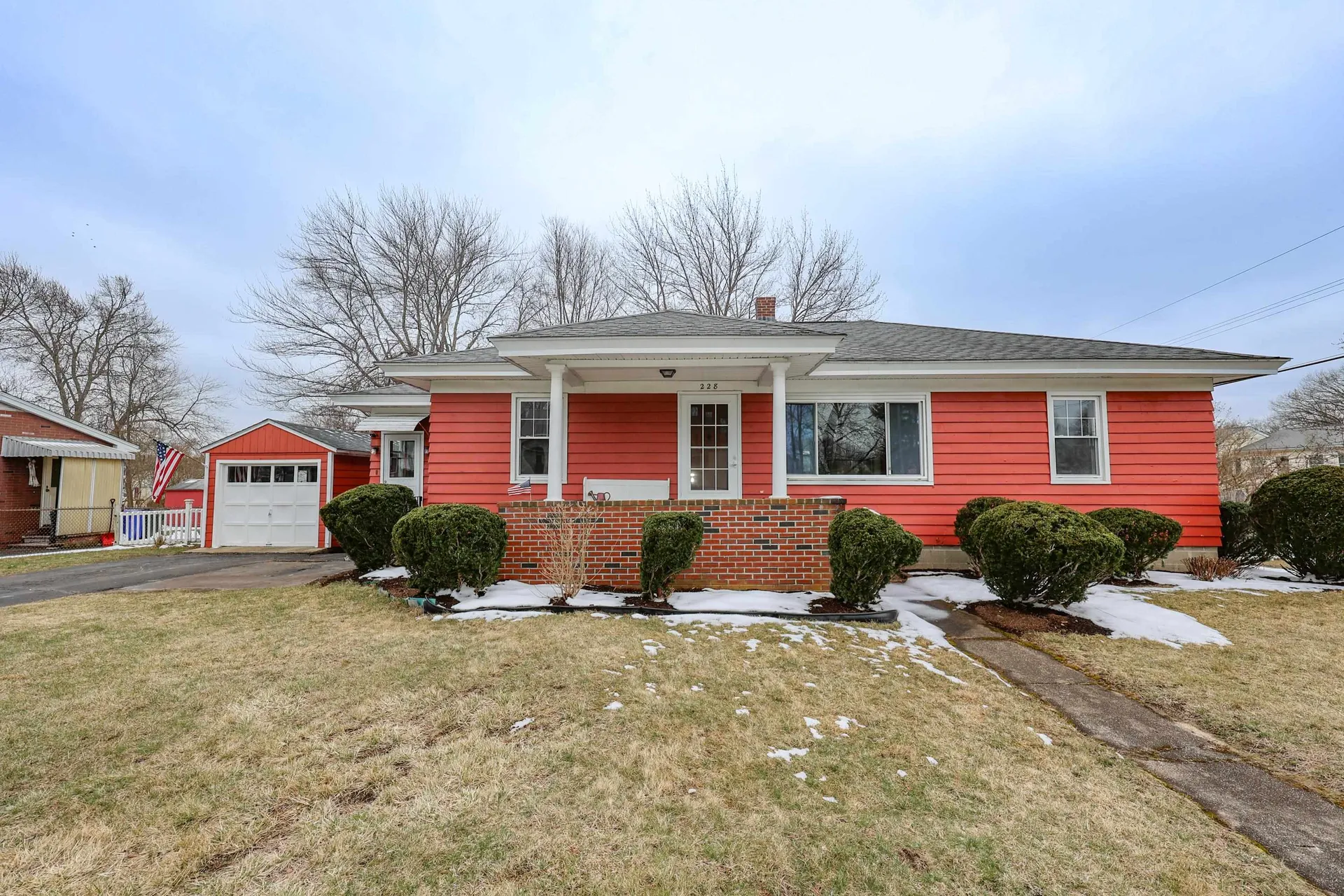 228 Platts Avenue Manchester NH 03109