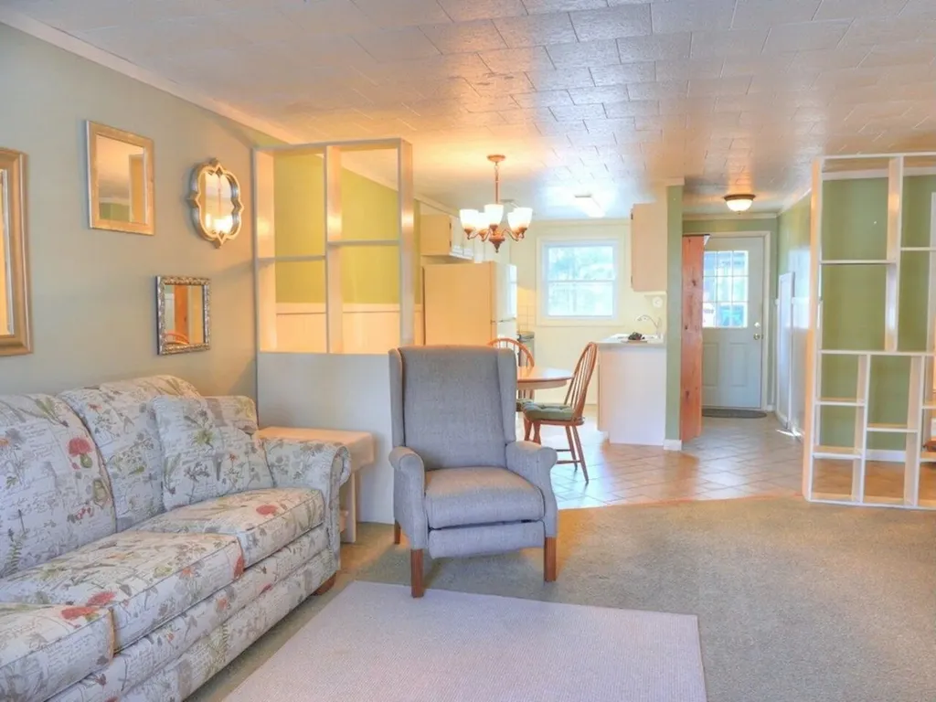 8 Timber Lane South Burlington VT 05403