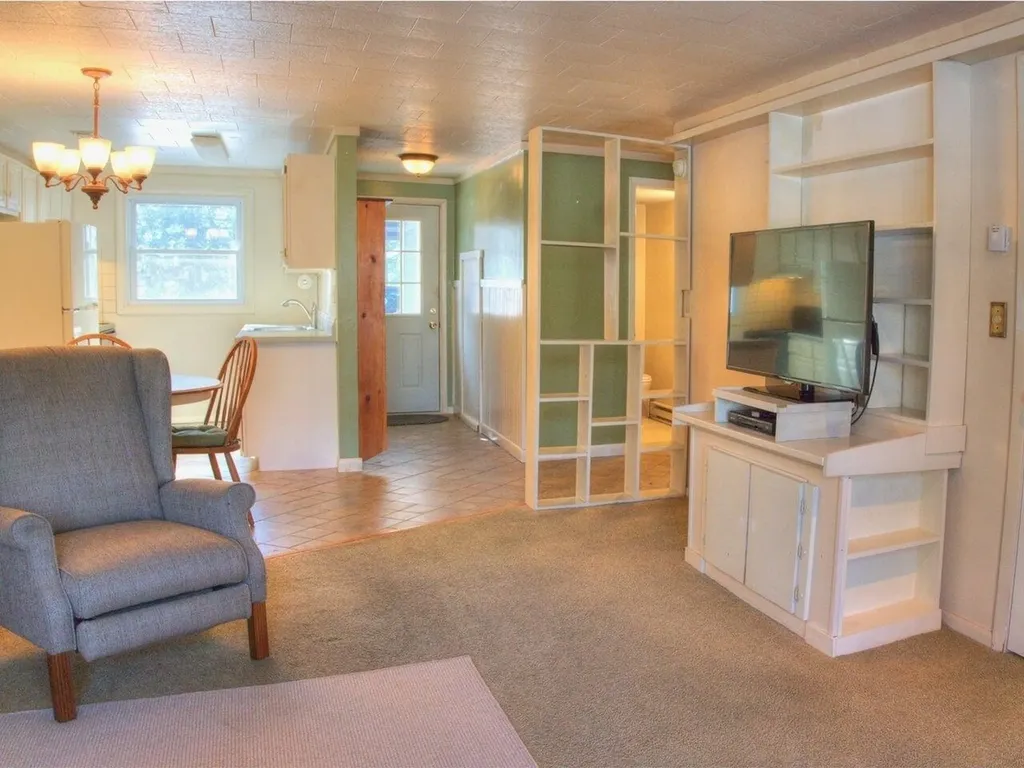 8 Timber Lane South Burlington VT 05403